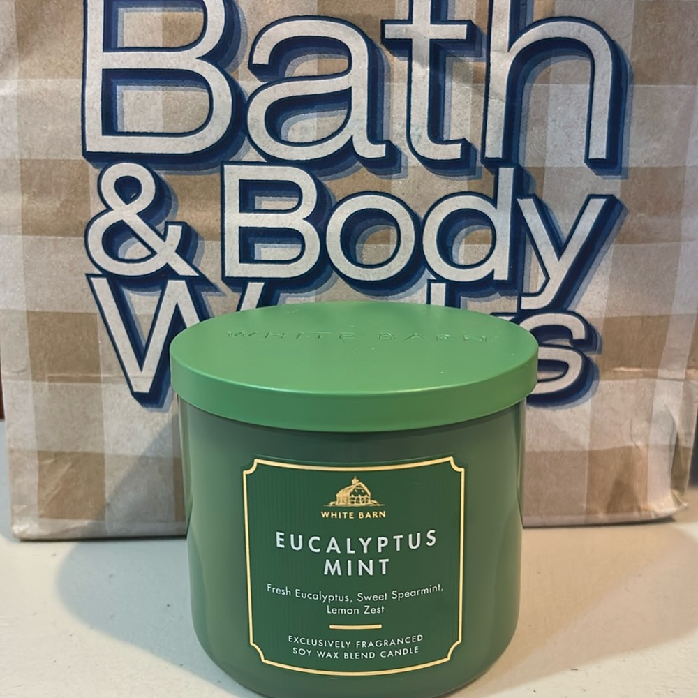 EUCALYPTUS MINT CANDLE.